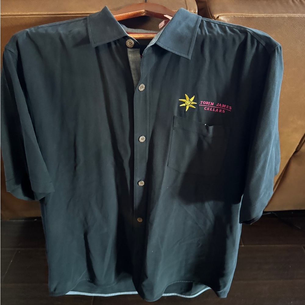 Tommy Bahama Black Casual Button Down Shirt